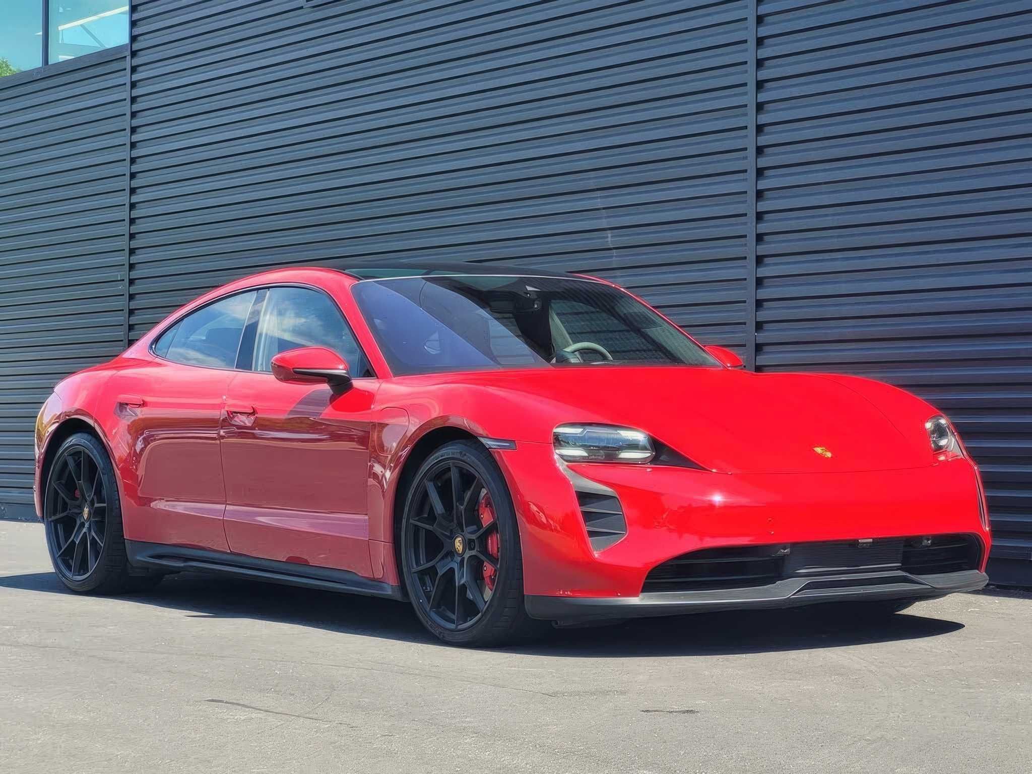 2023 Porsche Taycan GTS