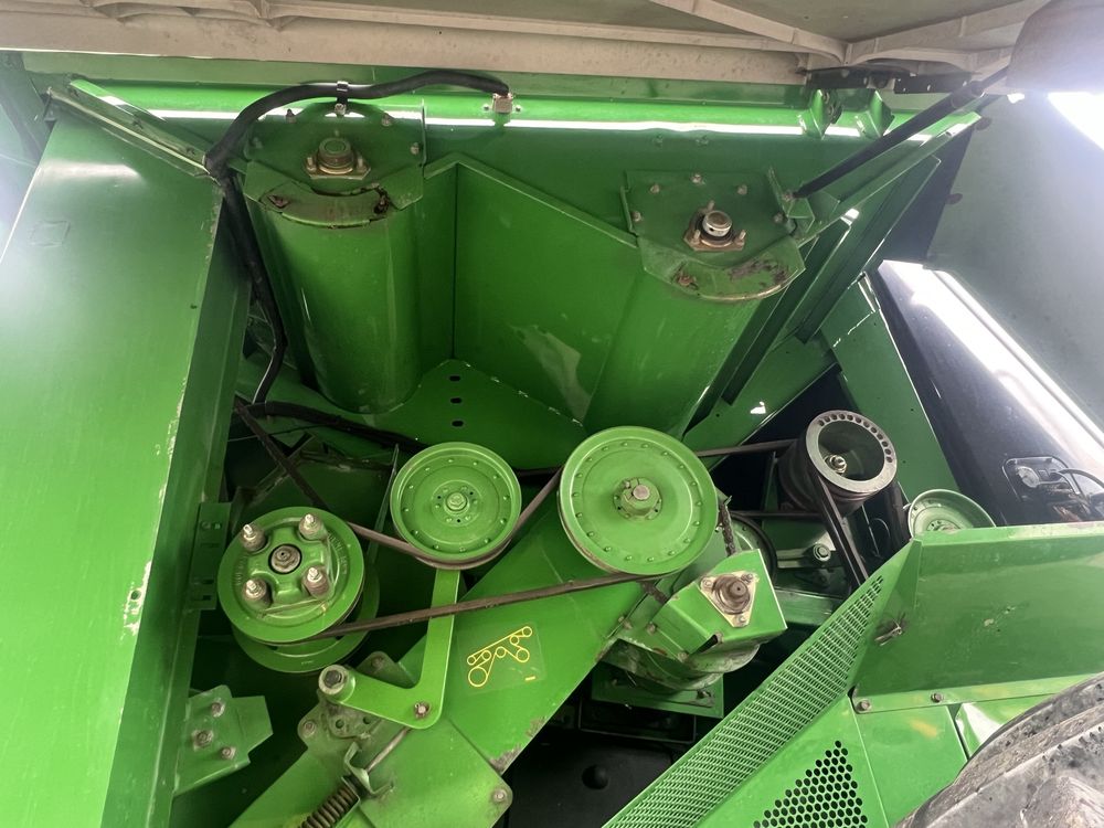 John Deere 9760 Комбайн