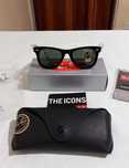 Ray-Ban Wayfarer Sunglasses Black/Green