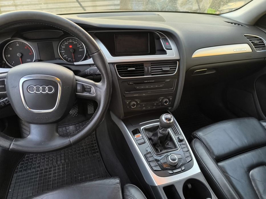 AUDI A4 B8 3.0 TDI