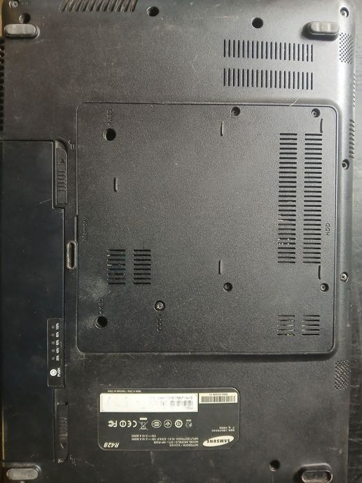 Samsung r428 не робочий.Розборка