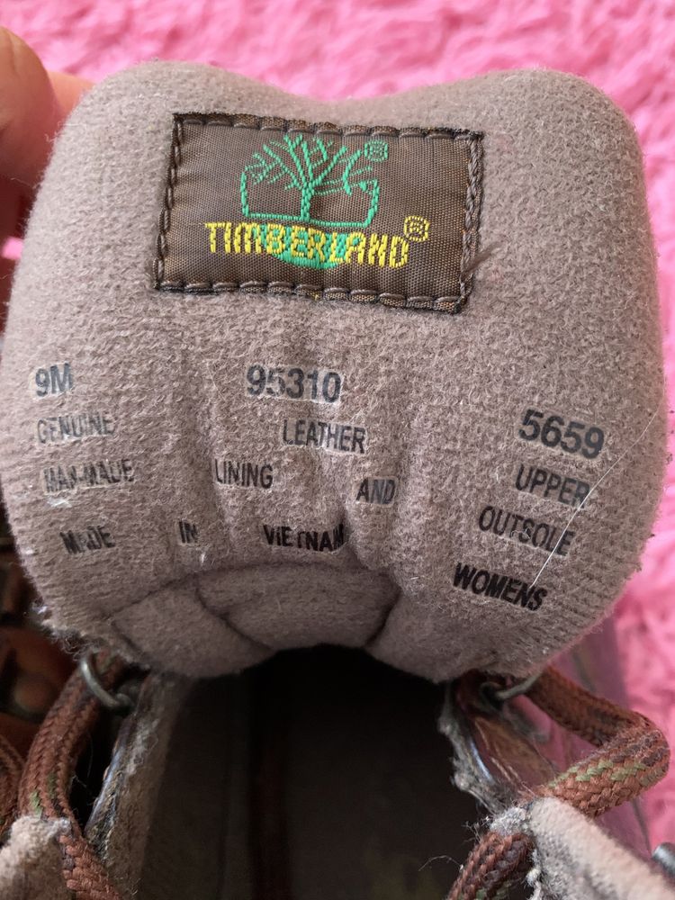 Calçado,botas ,botins da marca Timberland.