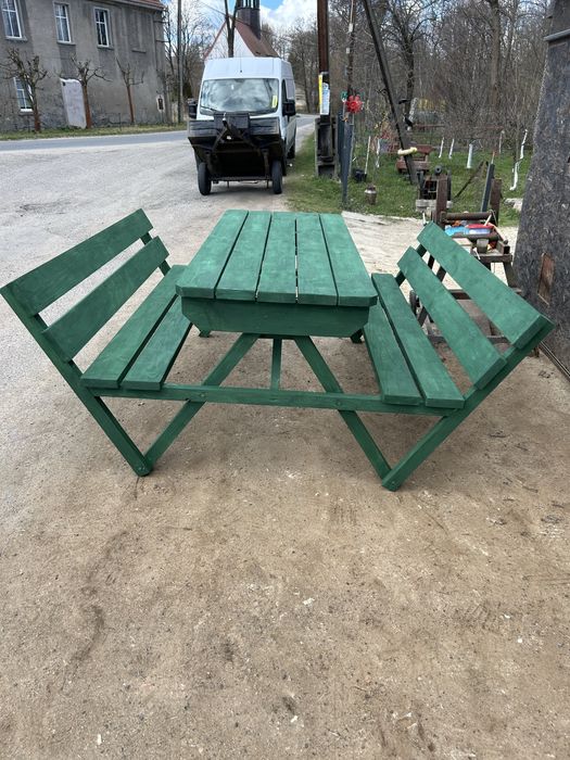 Zestawy mebli ogorodowych huśtawki piaskownice pergole donice stoły