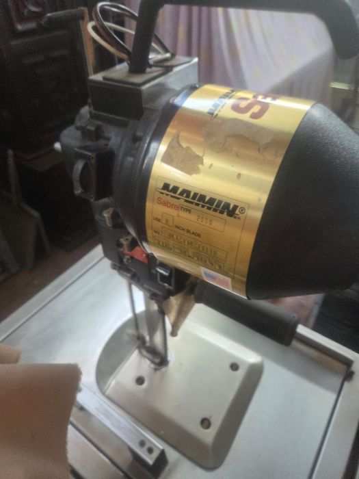 Máquina de corte de tecido