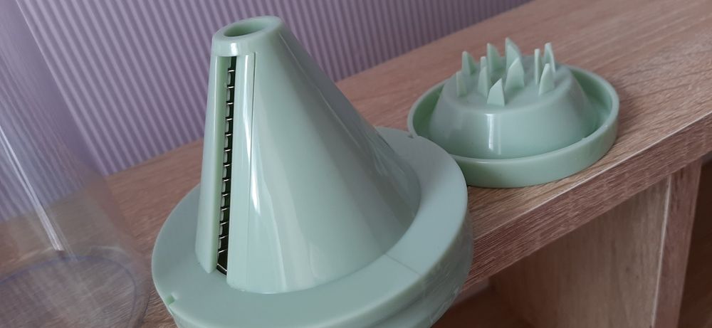 Соковитискач для цитрусових НОВИЙ