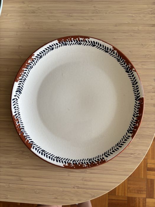 Prato de barro decorativo – estilo rústico português