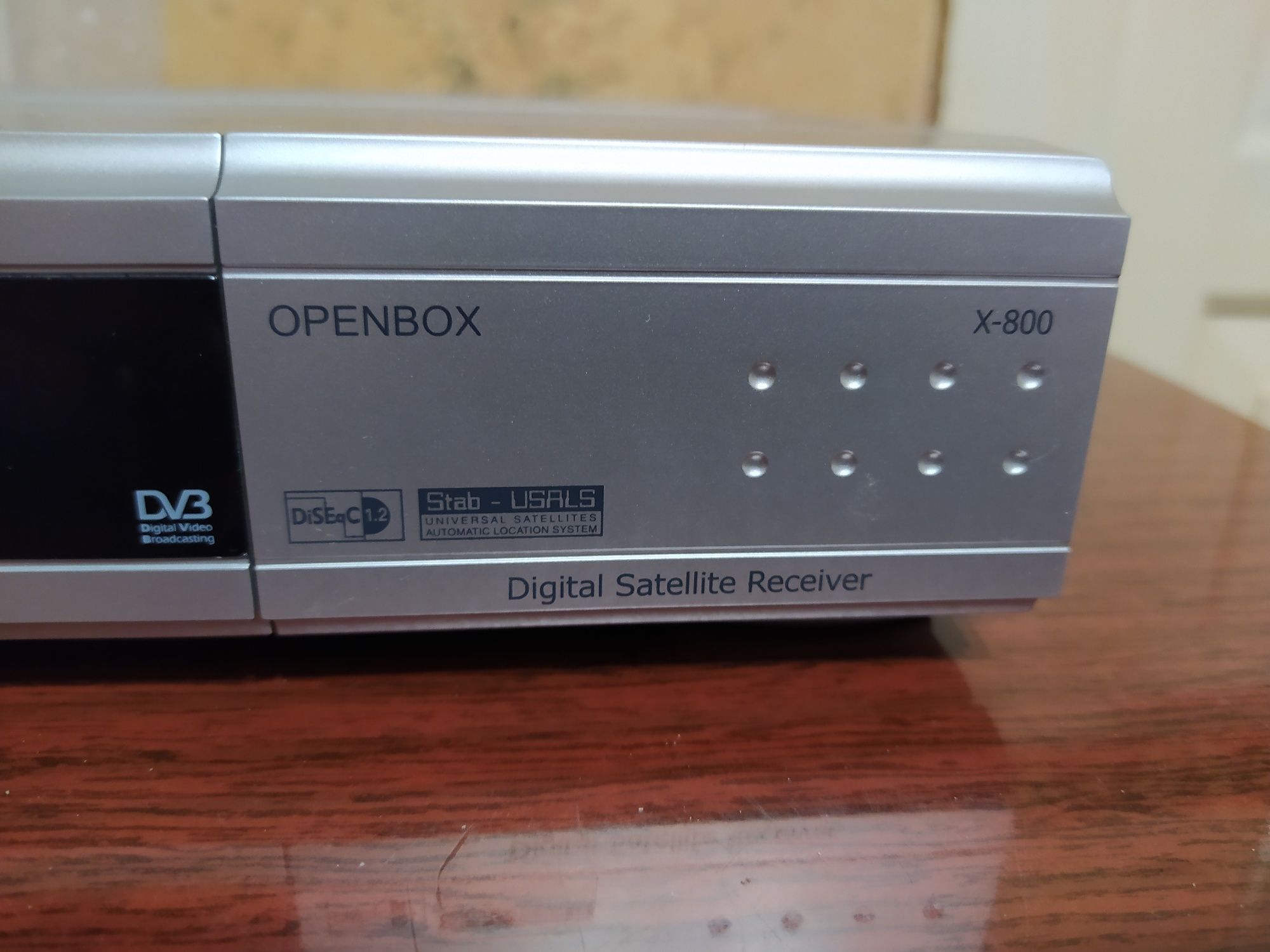 Спутниковый тюнер ресивер Openbox X800