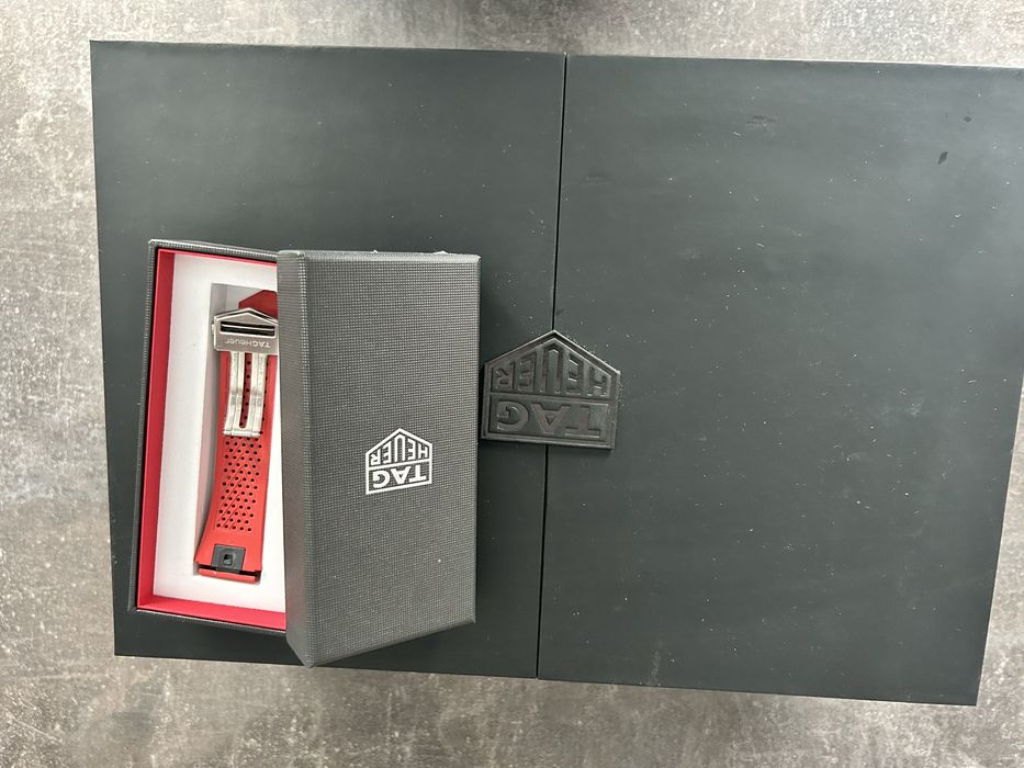 smartwatch Tag Heuer