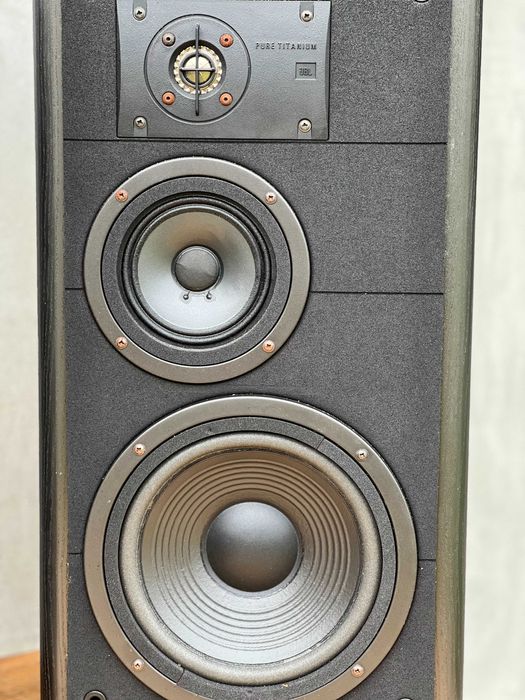 Kolumny JBL LX44 – Pure Titanium, świetne stereo hi-fi 200W