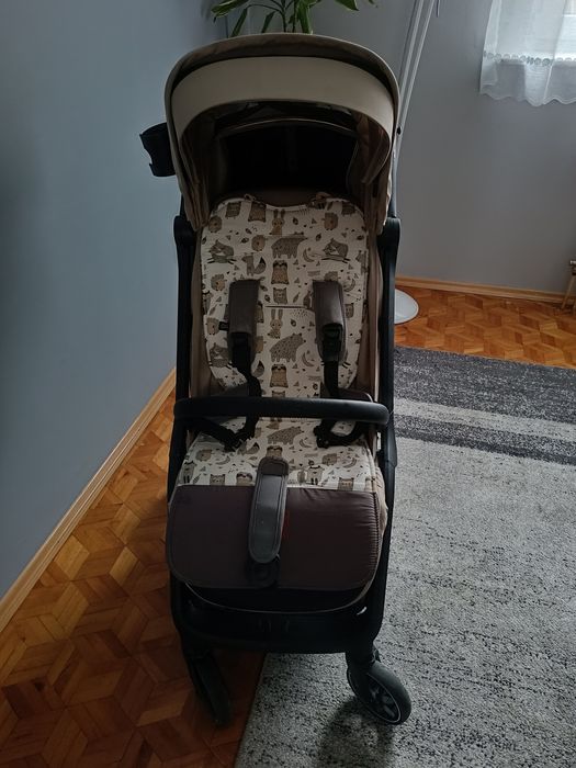 Spacerówka kinderkraft nubi 2 beżowa