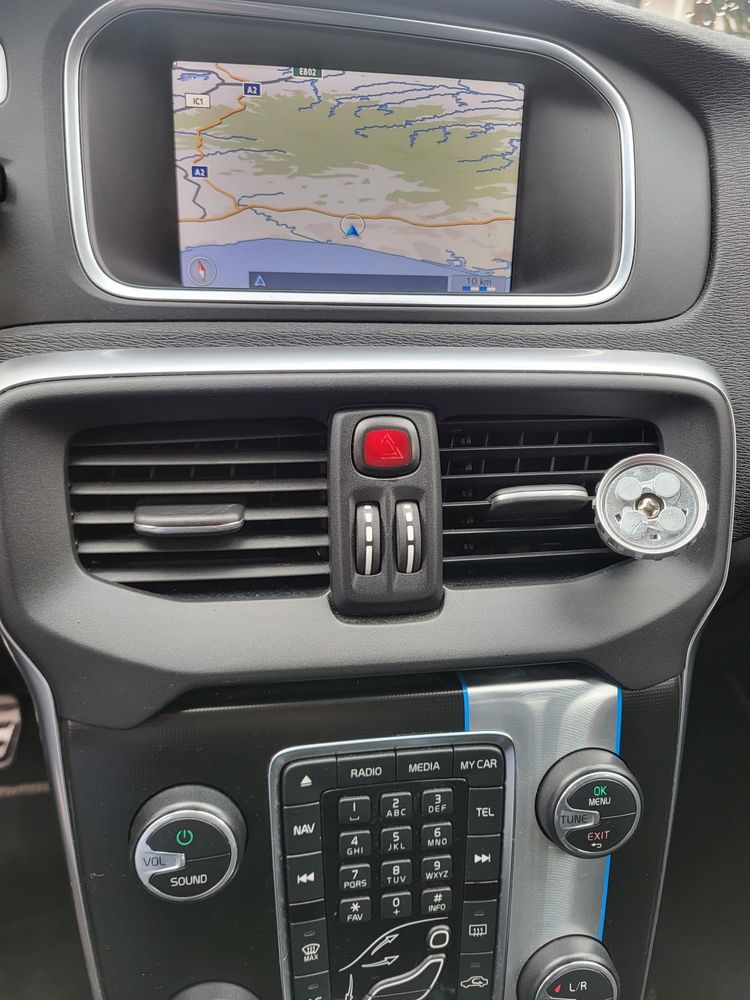 Volvo V40 rdesing