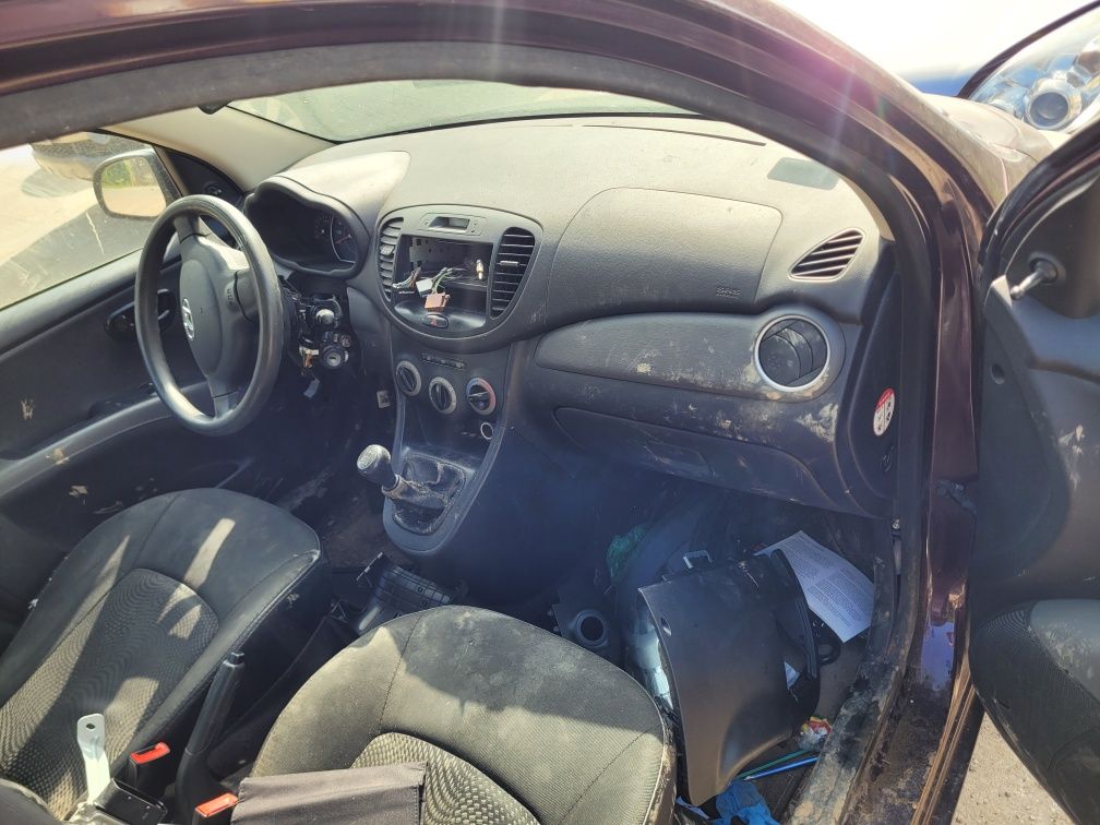 Hyundai i10 1.1 rok 2012 beż prawa rejestracji