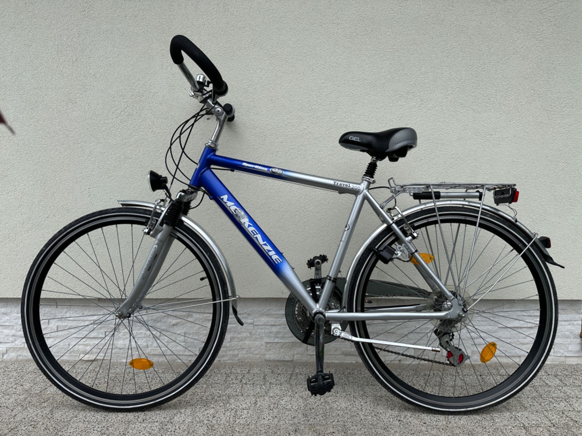 Rower MC KENZIE - Trekking, koła 28, aluminiowy, 2x amortyzacja