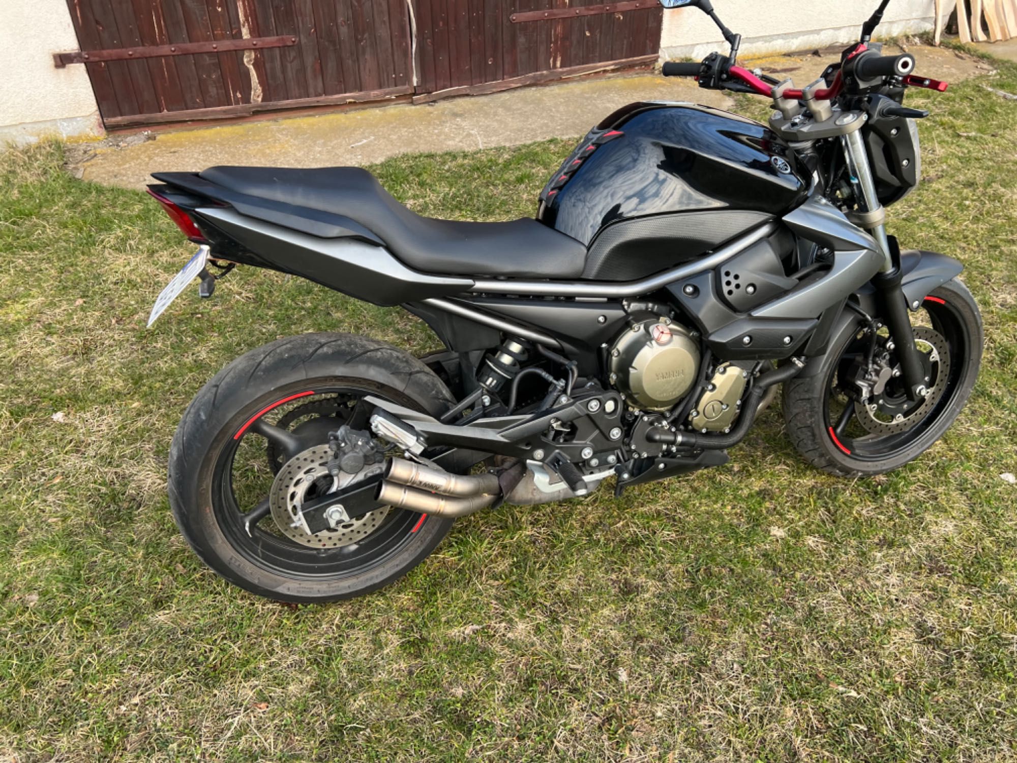 Sprzedam Yamaha XJ6