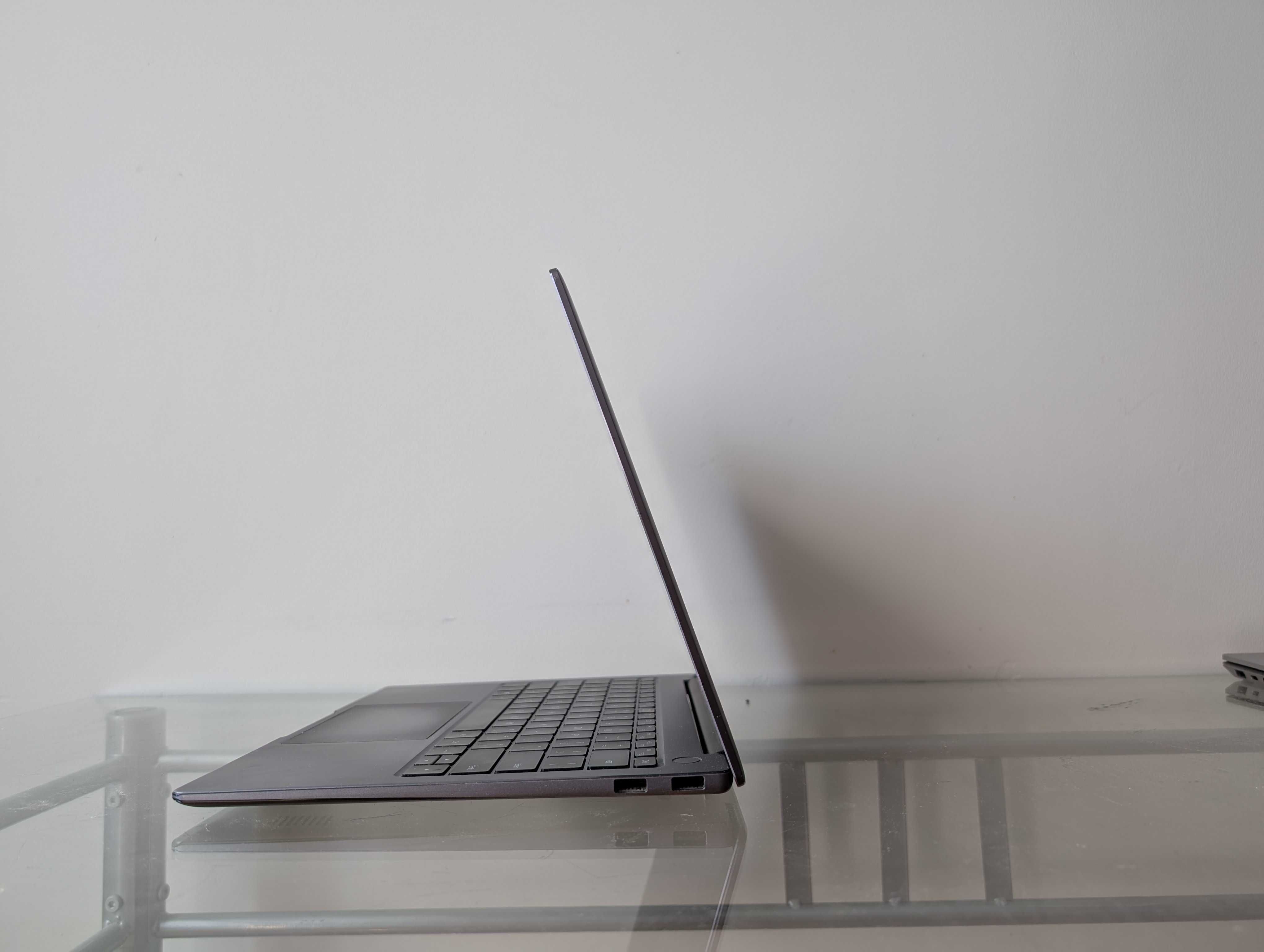 Laptop Huawei MateBook 14 2160 x 1440 3:2 ryzen 4600H 512GB aluminiowy