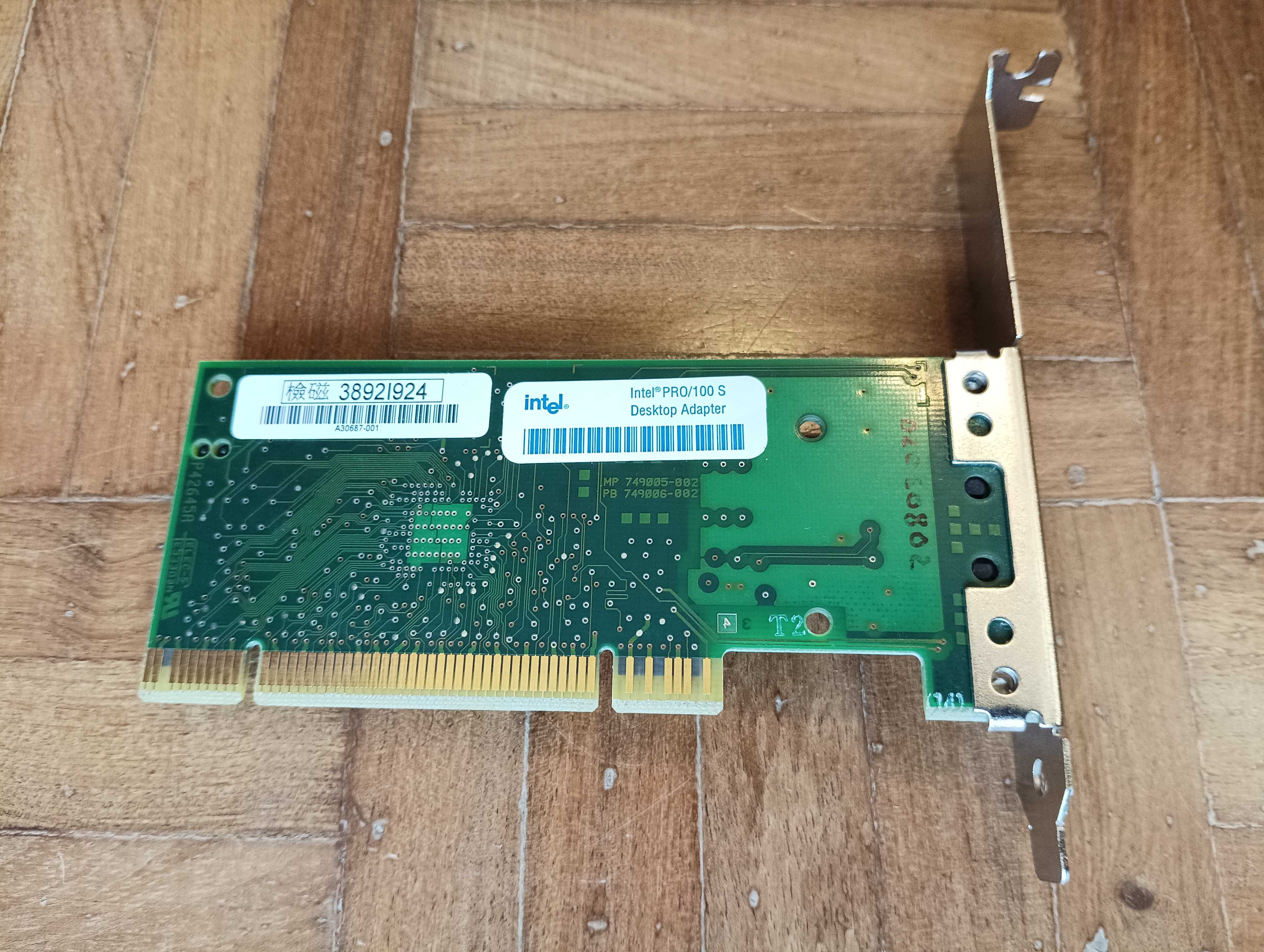 Placa de rede PCI com interface ethernet 10/100 Mbps - Intel