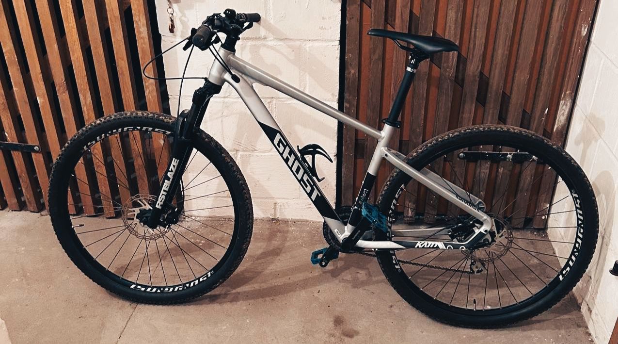 Rower Hardtail Ghost
KATO ESSENTIAL 29 AL