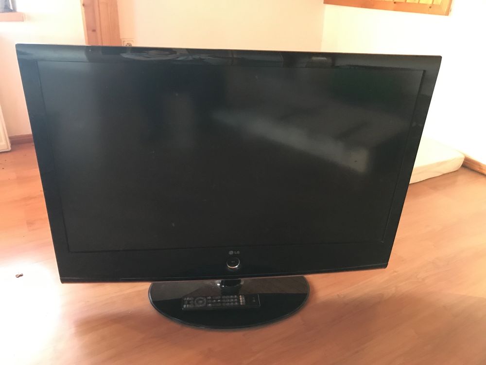 TV telewizor LG 42 cale LCD 4xHDMI USB