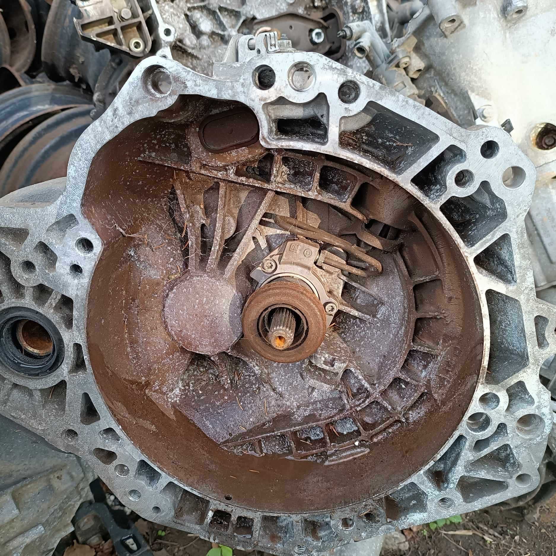 Opel Astra J Skrzynia biegów 1.4 benzyna