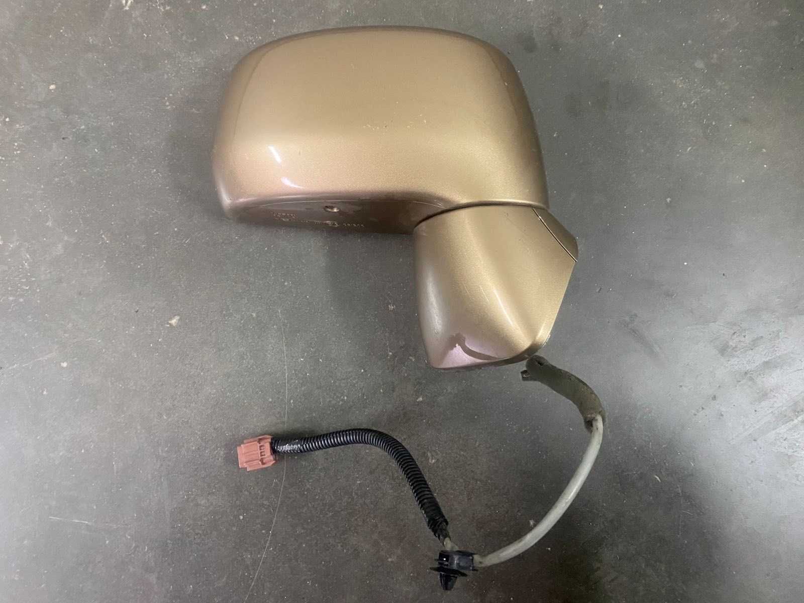 Дзеркало зеркало Nissan TIIDA Versa 07-12р. 3 pin.