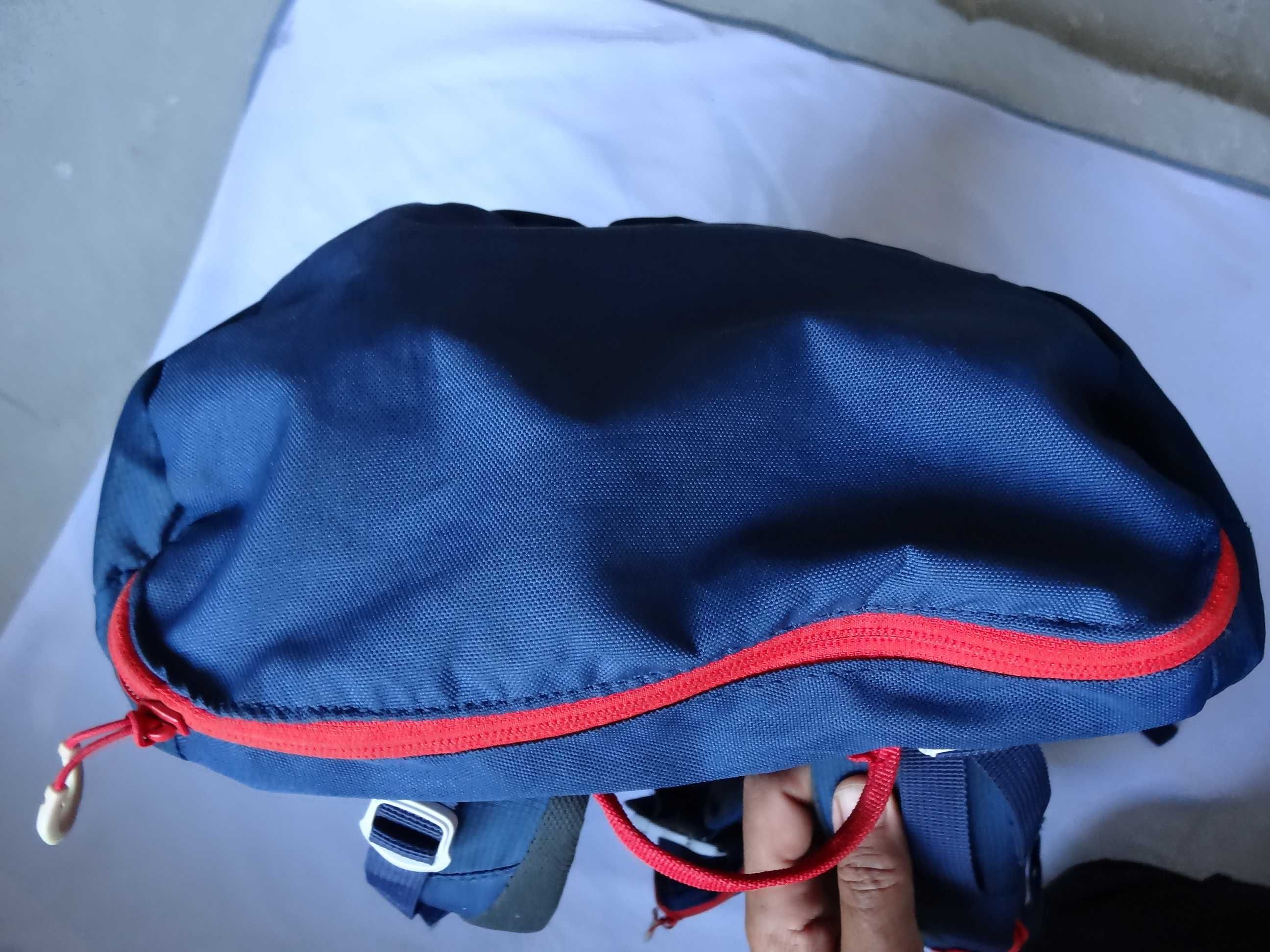 Plecak QUECHUA MH100 30L Turystyczny