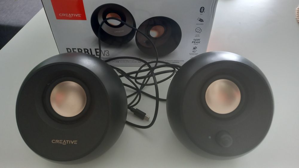 Prawie nowe głośniki Creative Pebble v3