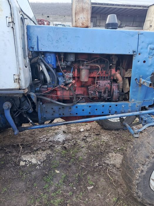 Продам трактор юмз 6