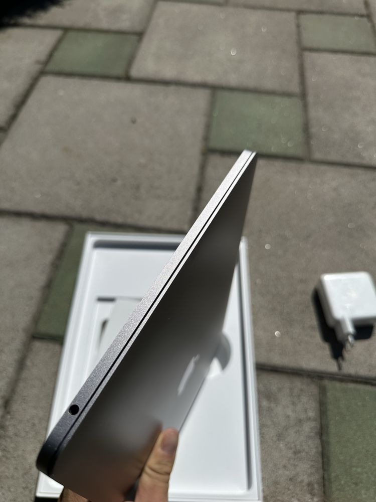 Apple MacBook Pro 13 8/256GB Silver 2017 (MPXU2)