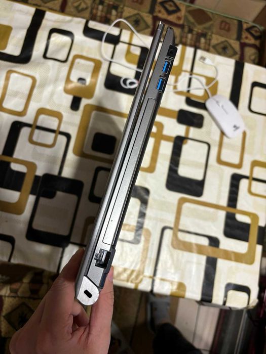 Ноутбук TOSHIBA Tecra