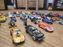 Zestaw XXL samochodów hot wheels, siku