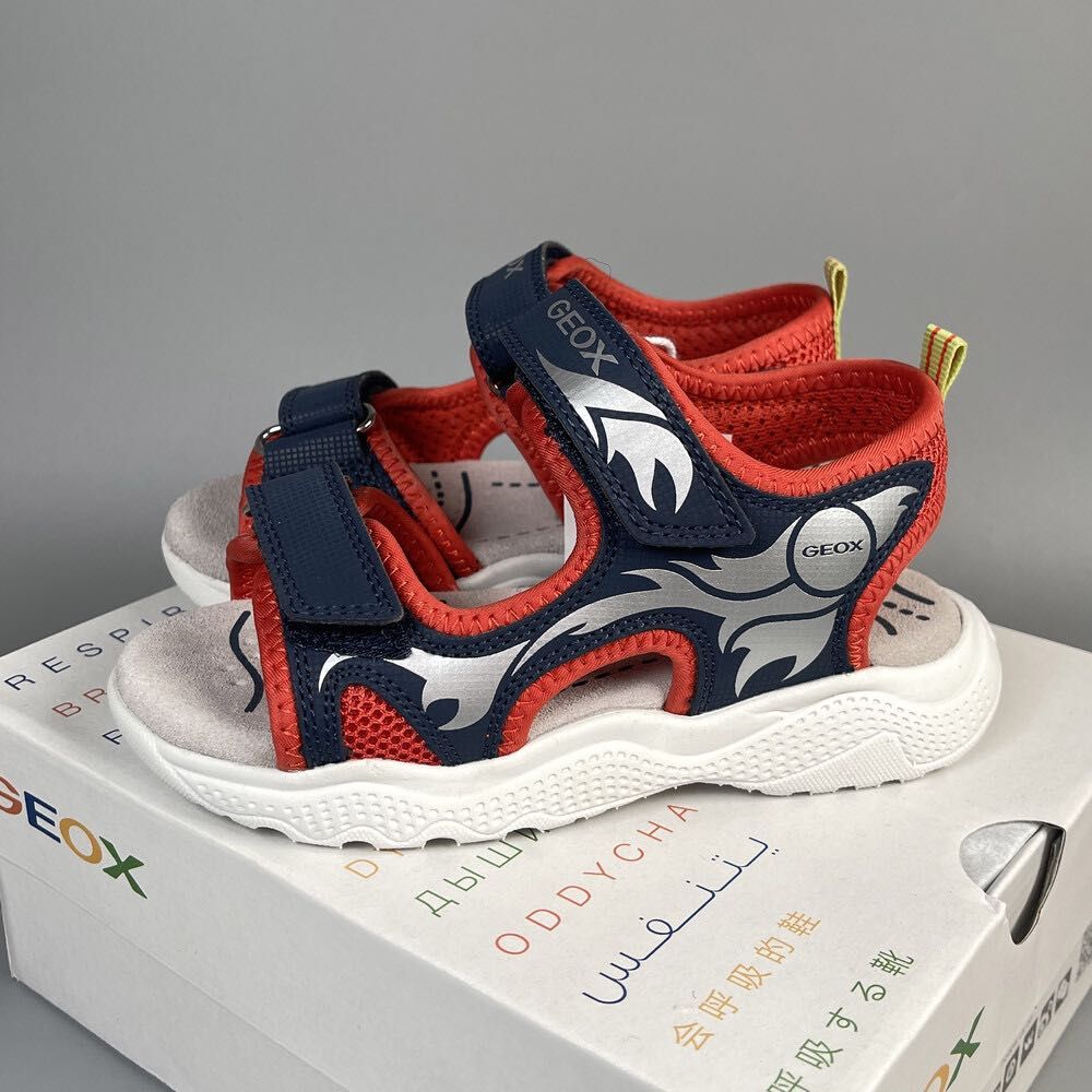 Босоніжки Geox Splush 30, 34, 35 р. босоножки