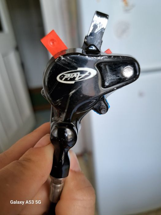 Передне  гідравлічне гальмо Avid XO