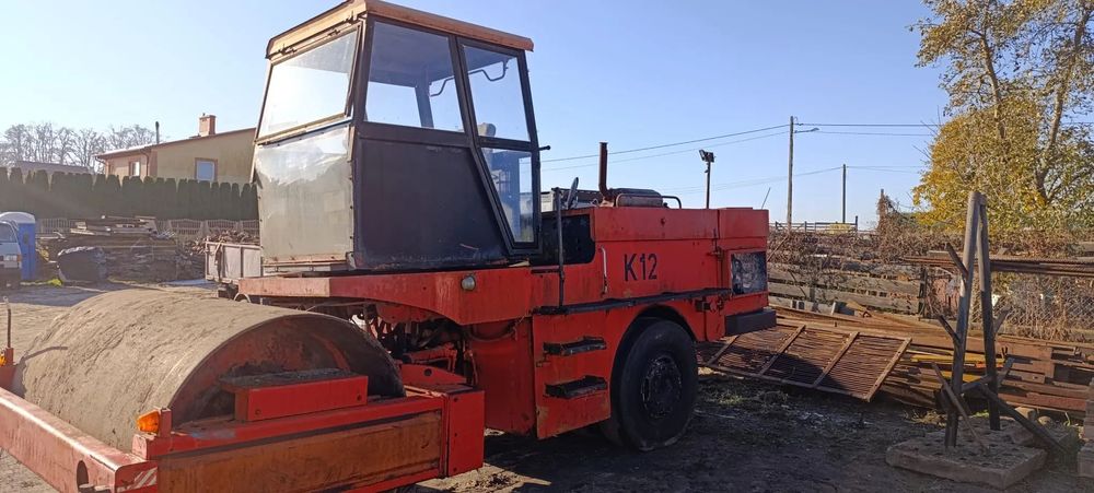 Walec 12t sprawny 87 r. K12