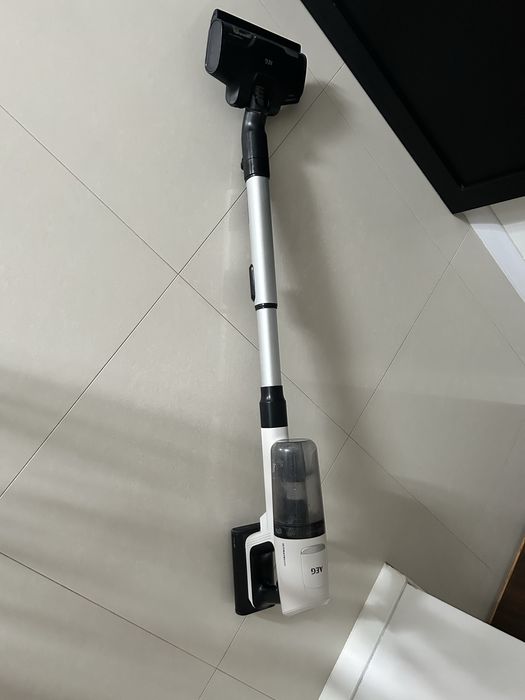 Odkurzacz bezprzewodowy AEG Ultimate AP81UB25SH