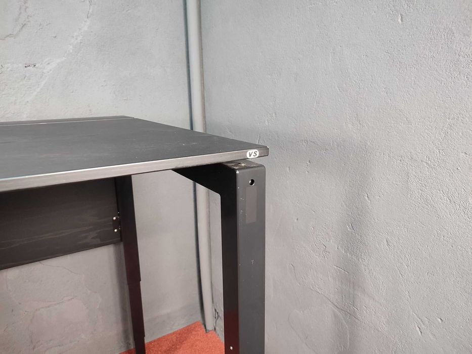 Biurko czarne VS elektryczne 180x90cm elektrycznie sterowane 70-118cm