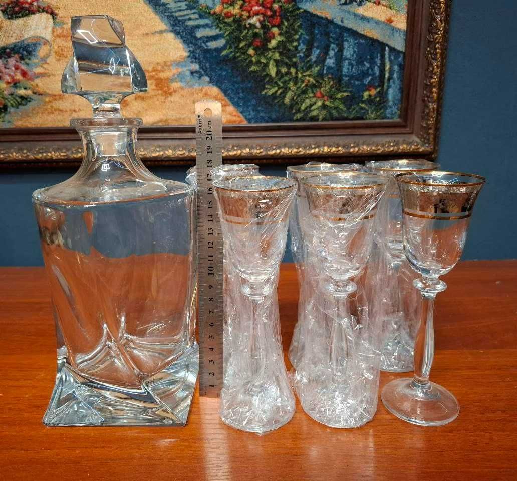 Графин с крышкой (вино, коньяк, виски)