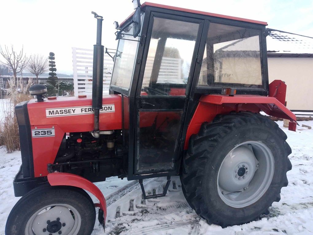 Massey Ferguson 235 MF