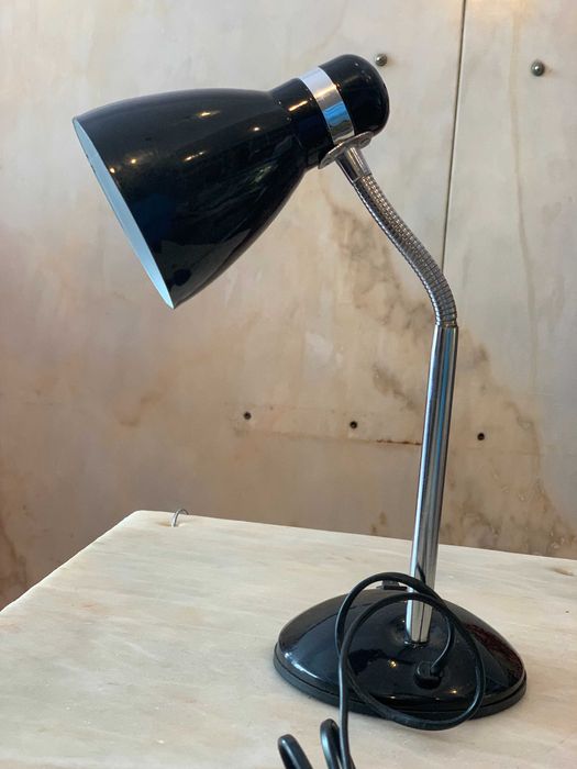 Candeeiro de Mesa Metálico