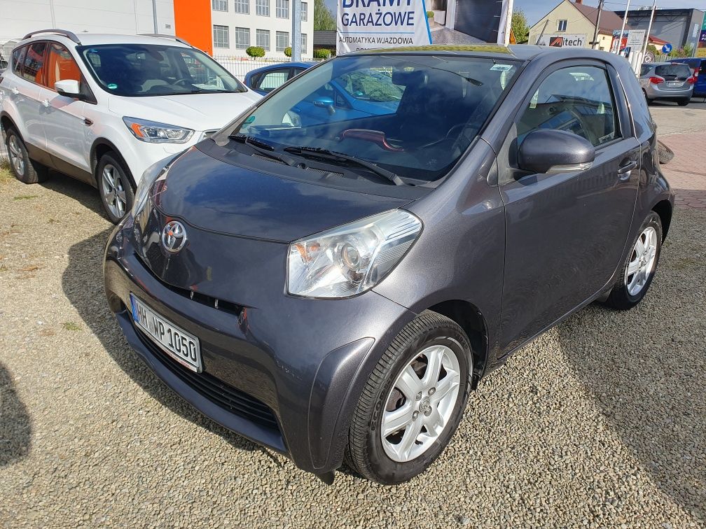 Toyota IQ benzyna klima bezwypadkowe z niemiec oplacone