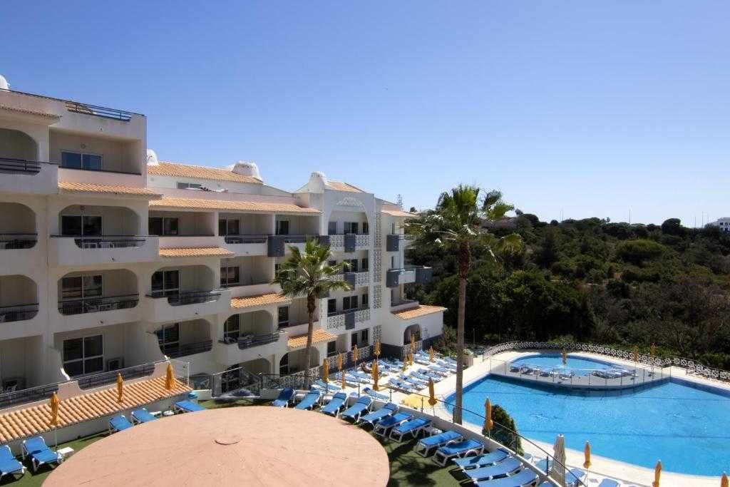 Apartamento T1 com piscina, Albufeira - JUNHO