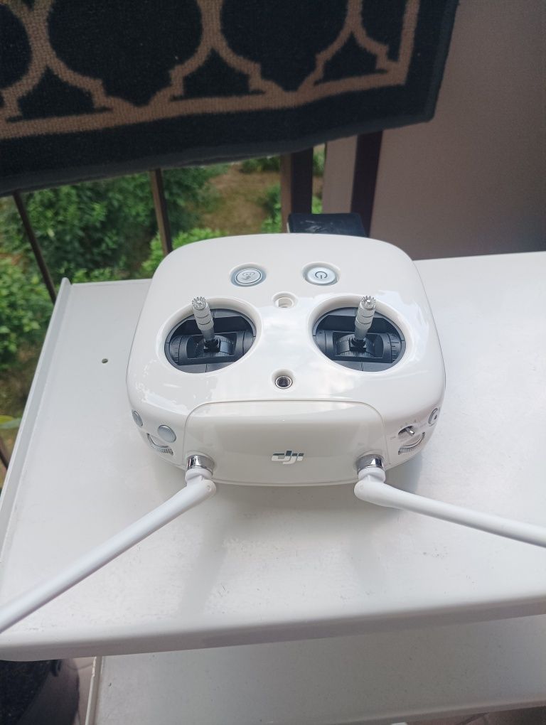 Pilot do drona Dji Phantom