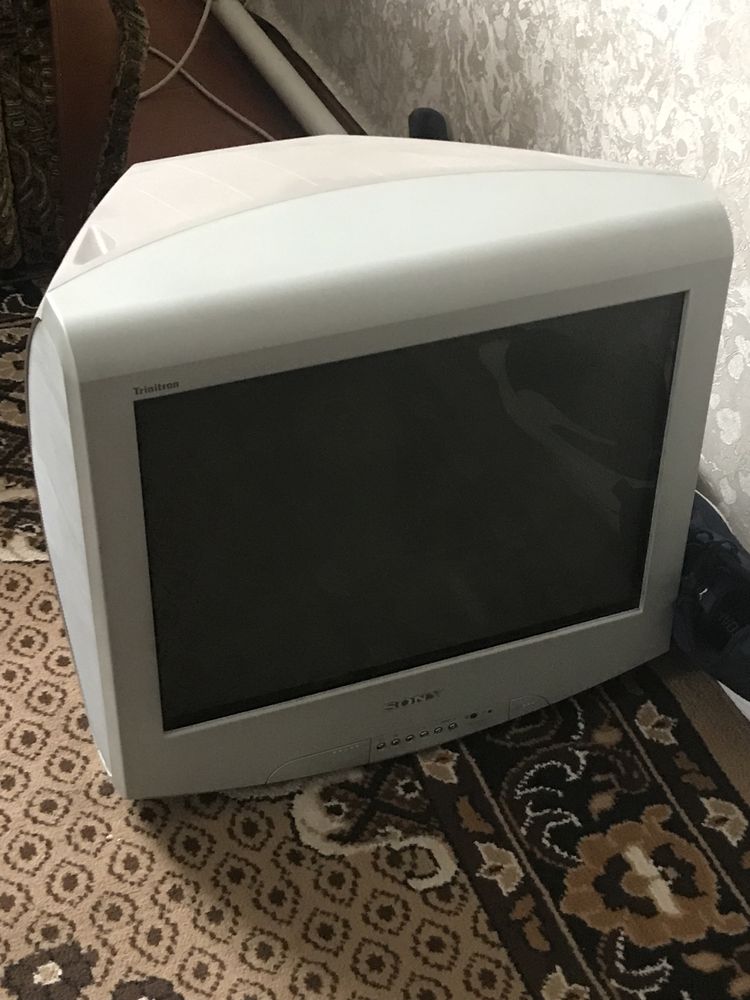 Телевізор Соні. Sony trinitron