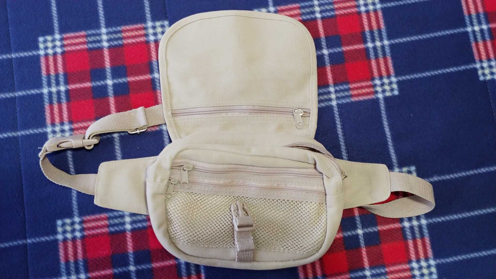 Novo Conjunto de 3 bolsas resistentes em cor bege