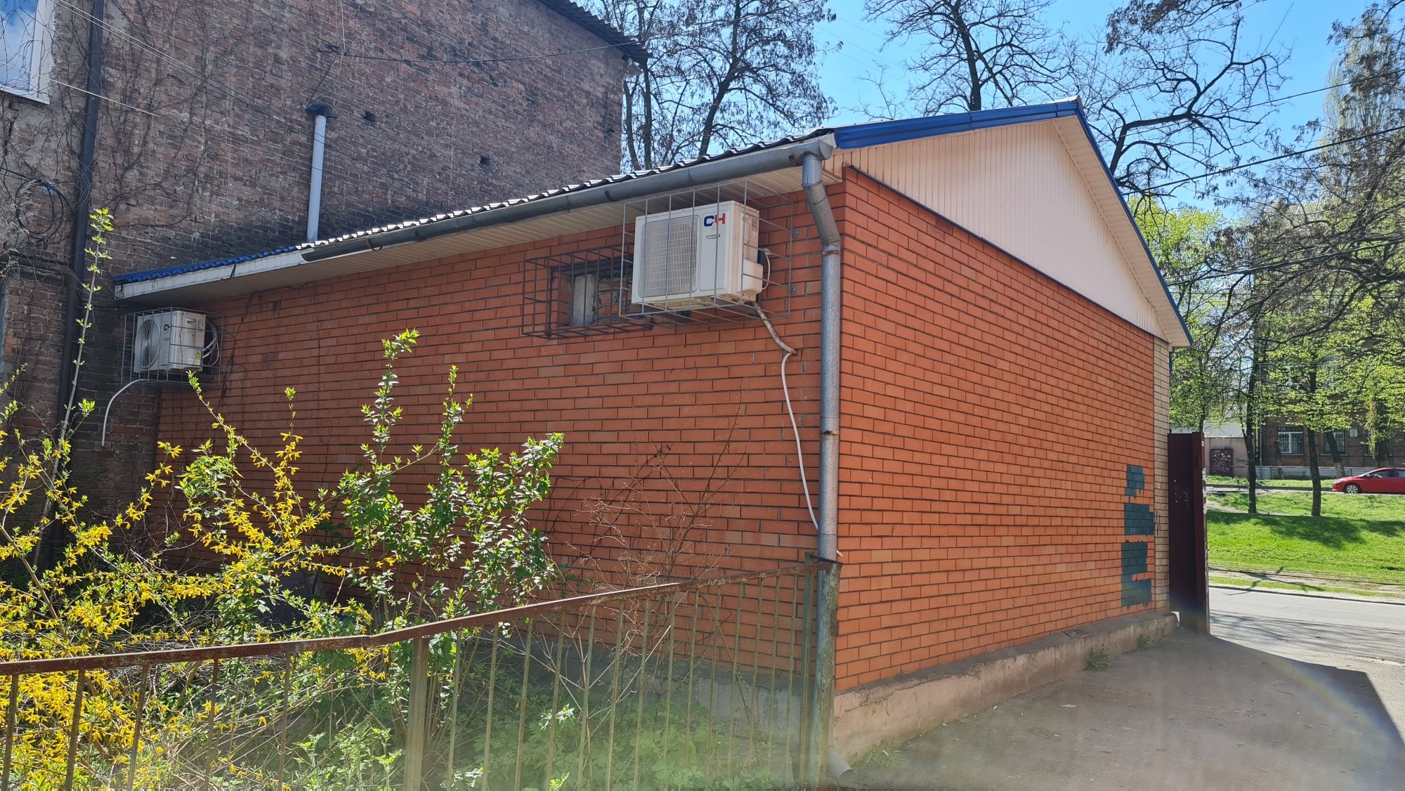 Продам офісне приміщення у центрі міста Дніпро