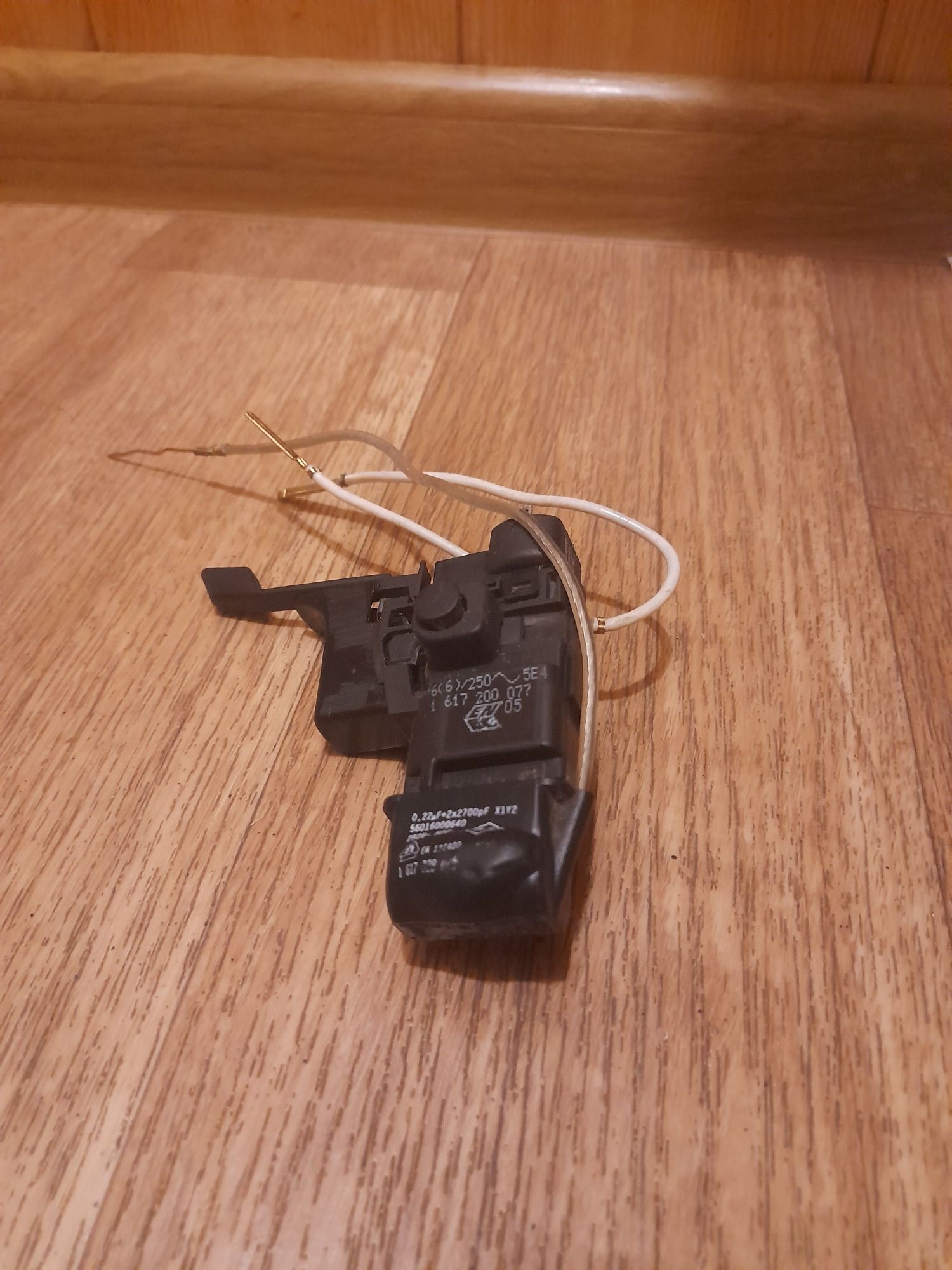 BOSCH    GBH  2-24  DSR