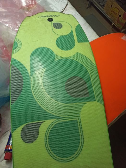 Vendo duas pranchas de bodyboard
