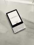 Minimal Phone E Ink smarfon
