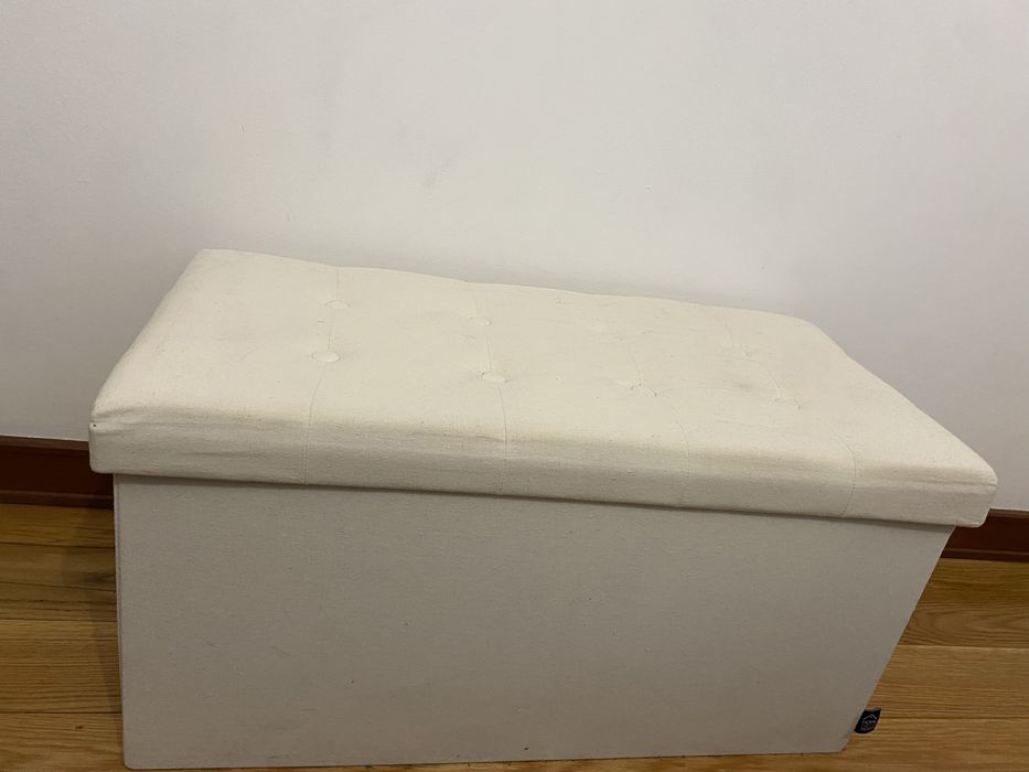 Pufe duplo com arrumaçao