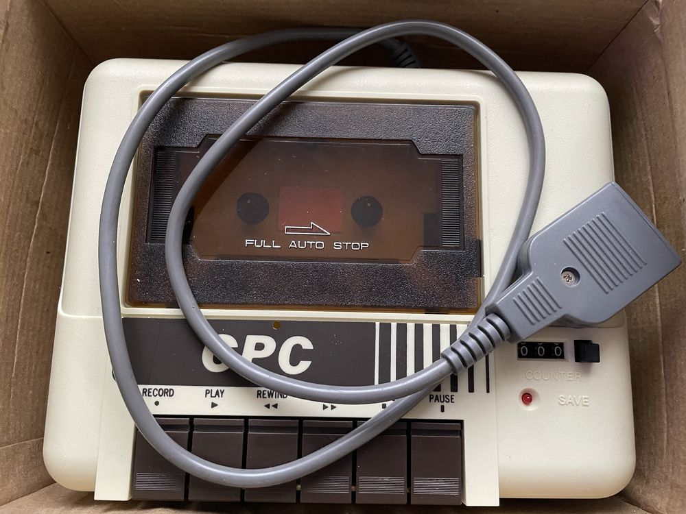 Commodore 64 / 128 magnetofon CPC do komputera C64 gratisy gry Zobacz