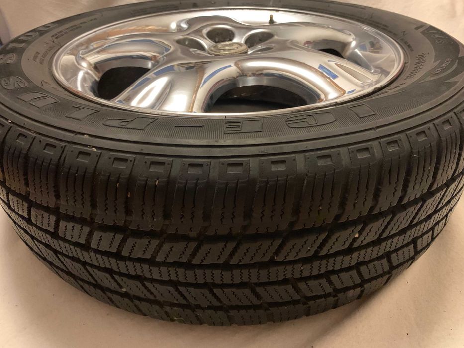 Felgi Aluminiowe R16 6J 5X100 ET 40 Chrom + Opony 205 55 R16 CHRYSLER